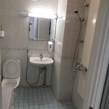 Alexi Apartments - Newly Renovated Apt In The Heart Of The City Near To Railway Station And Nokia Arena Tampere Extérieur photo