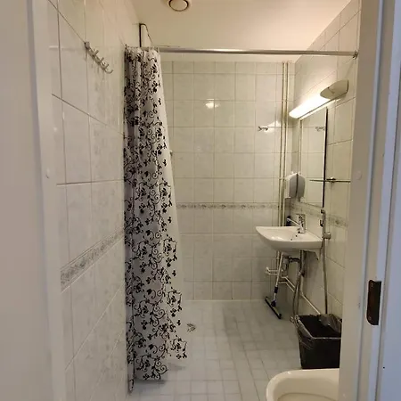 Alexi Apartments - Newly Renovated Apt In The Heart Of The City Near To Railway Station And Nokia Arena Tampere Extérieur photo