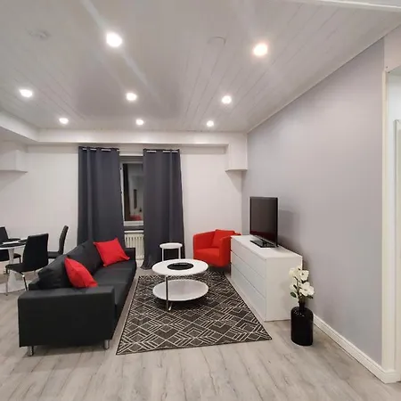 Alexi Apartments - Newly Renovated Apt In The Heart Of The City Near To Railway Station And Nokia Arena Tampere Extérieur photo