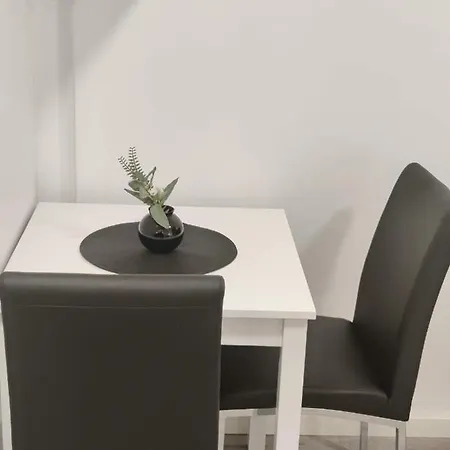 Alexi Apartments - Newly Renovated Apt In The Heart Of The City Near To Railway Station And Nokia Arena Tampere Extérieur photo