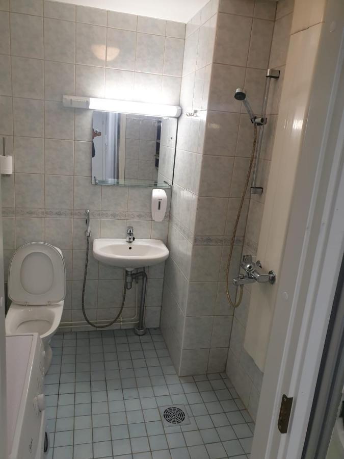 Appartement Alexi - Newly Renovated In The Heart Of The Near To Railway Station And Nokia Arena *