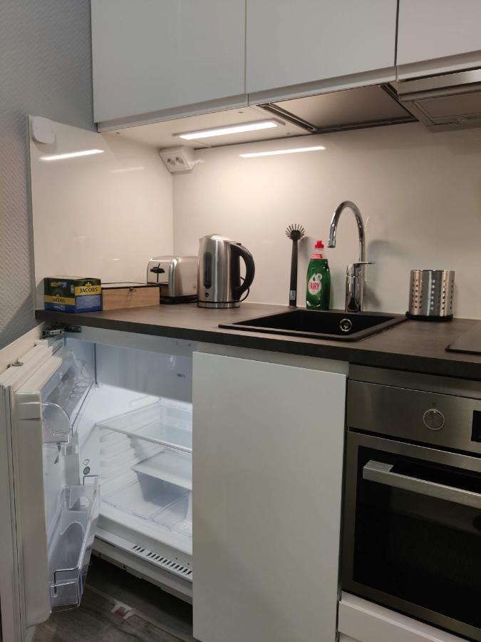 Alexi Apartments: Renovated Center Near Railway And Arena Apartment *