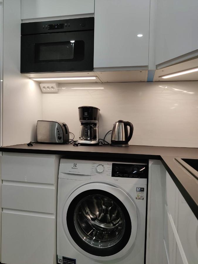 Alexi Apartments: Renovated Center Near Railway And Arena